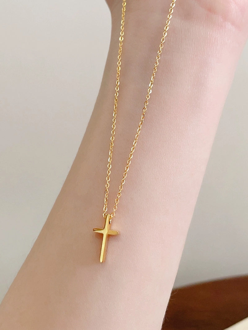 Cross Female Online Influencer 18K Gold Pendant Titanium Steel Necklace