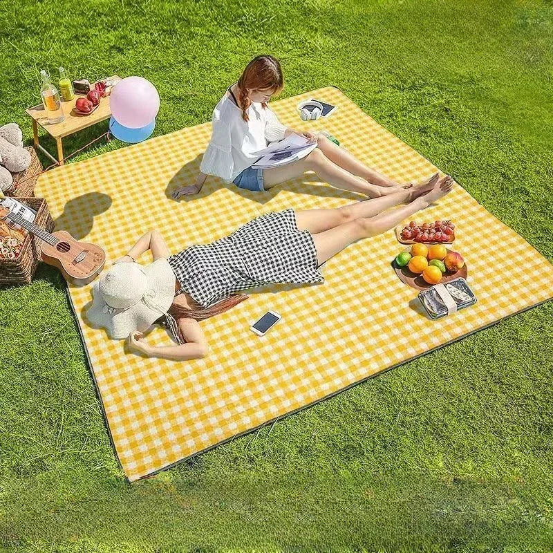 Outdoor Camping Floor Mat Sleeping Pad Foldable Picnic Mat Thickened Waterproof Beach Blanket Camping Tent Grassland Mat