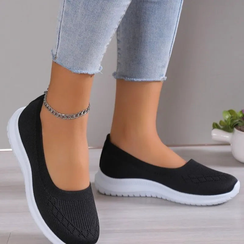 Women's Shoes 2023 High Quality Knitted Women's Vulcanize Shoes Breathable Women Sneakers Flat Heel Slip-on Ladies Casual Shoes